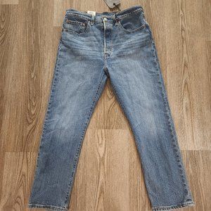 Womens brand new Levi's Jeans